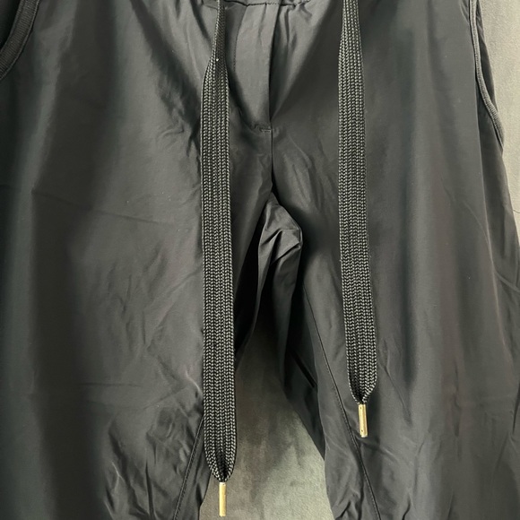 Just B. Black Pants size 8 - Picture 6 of 7